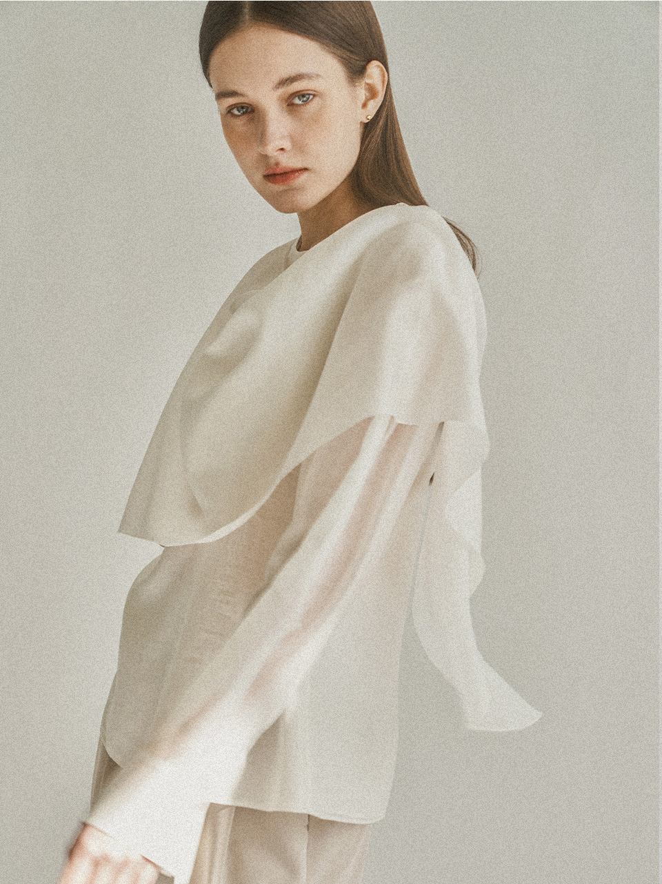 SOVELY SCARF BLOUSE_IVORY